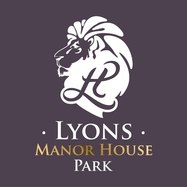 lyons manor house park